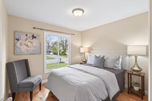 1208 Echo Drive, Burnsville, MN 55337