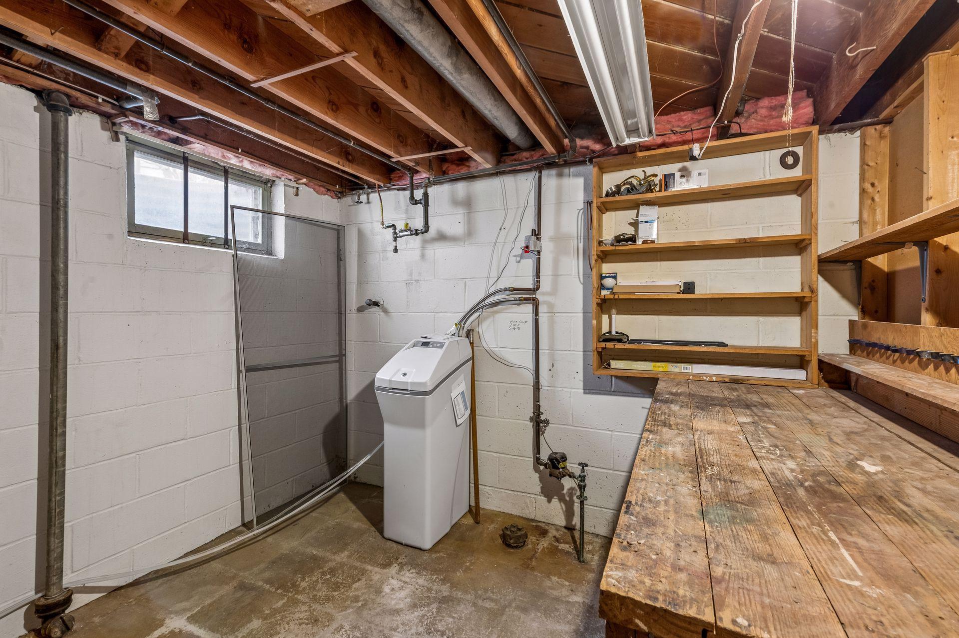 Workshop or Future 3rd Bedroom