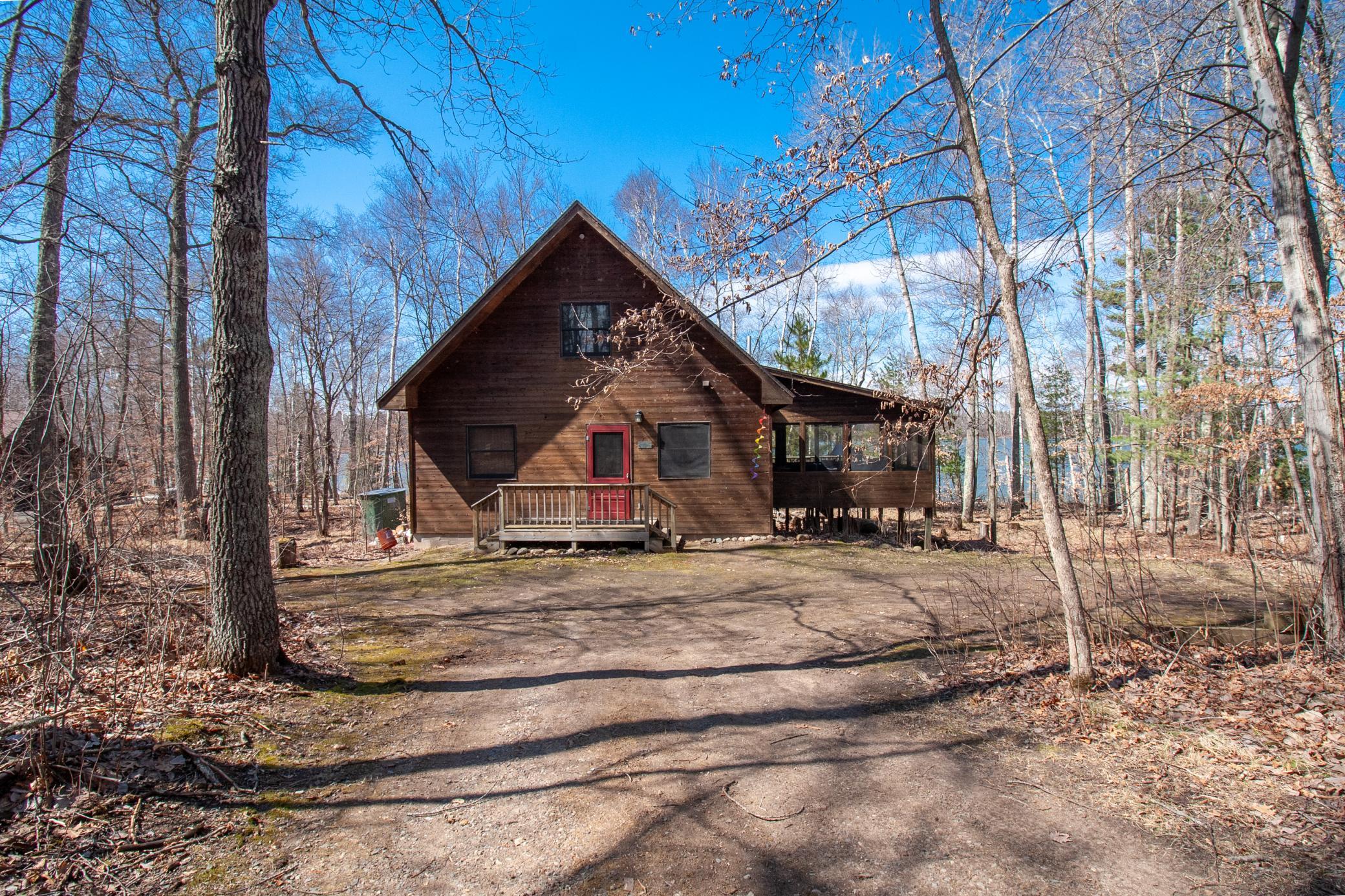 19520 Blue Ln E