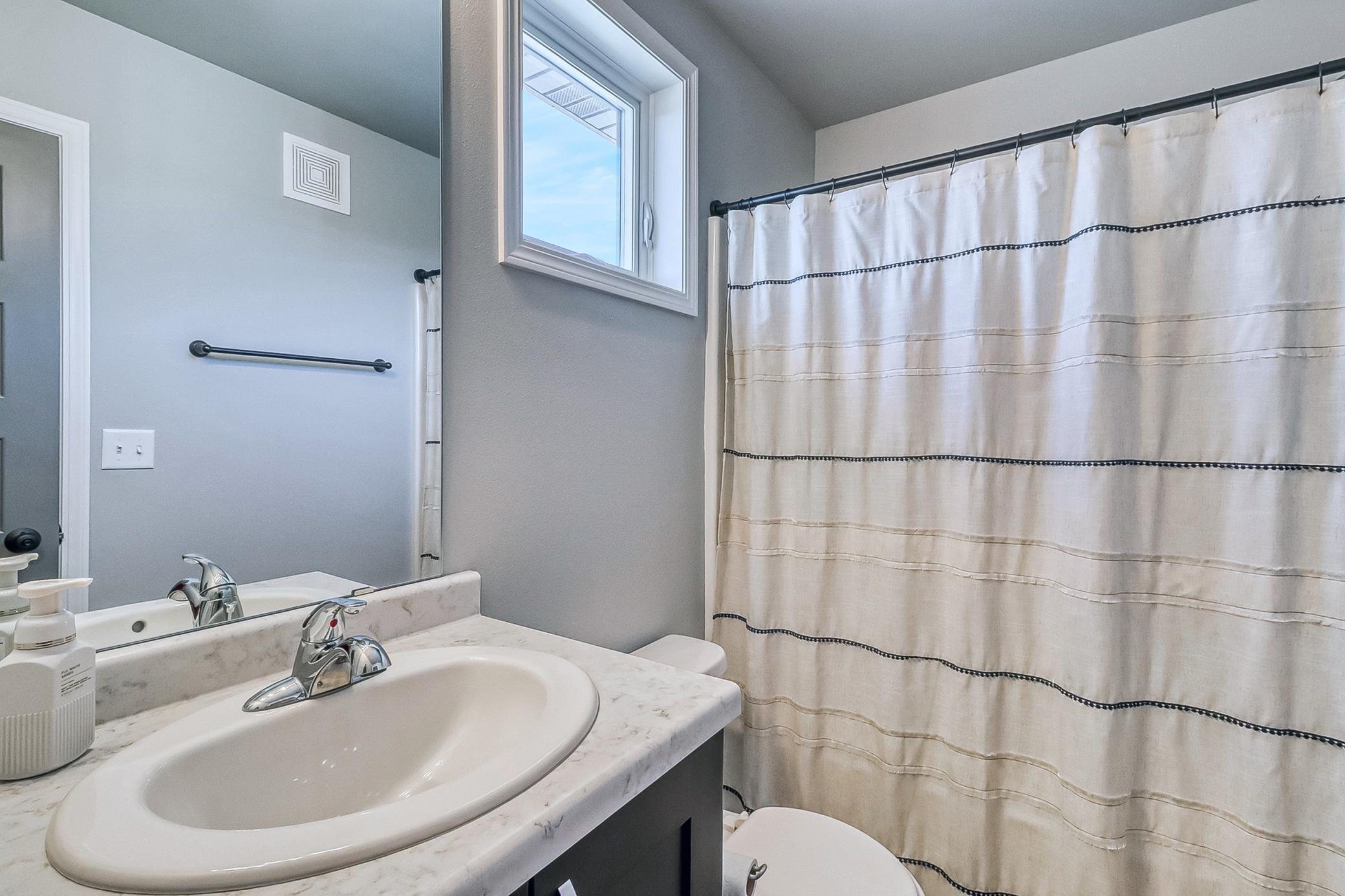 Upstairs Bathroom1_1.jpg