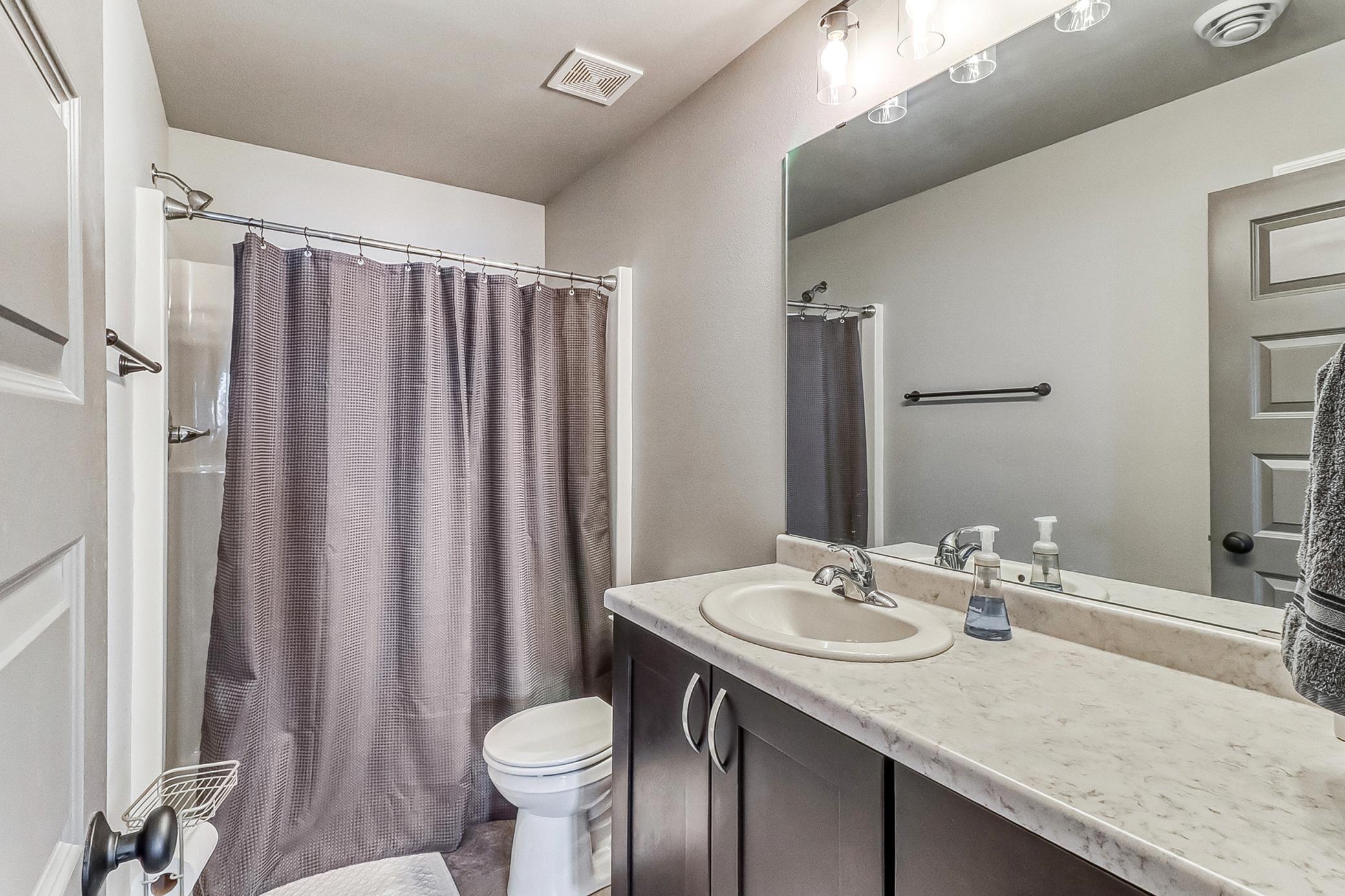 Basement Bathroom1_1 (2).jpg