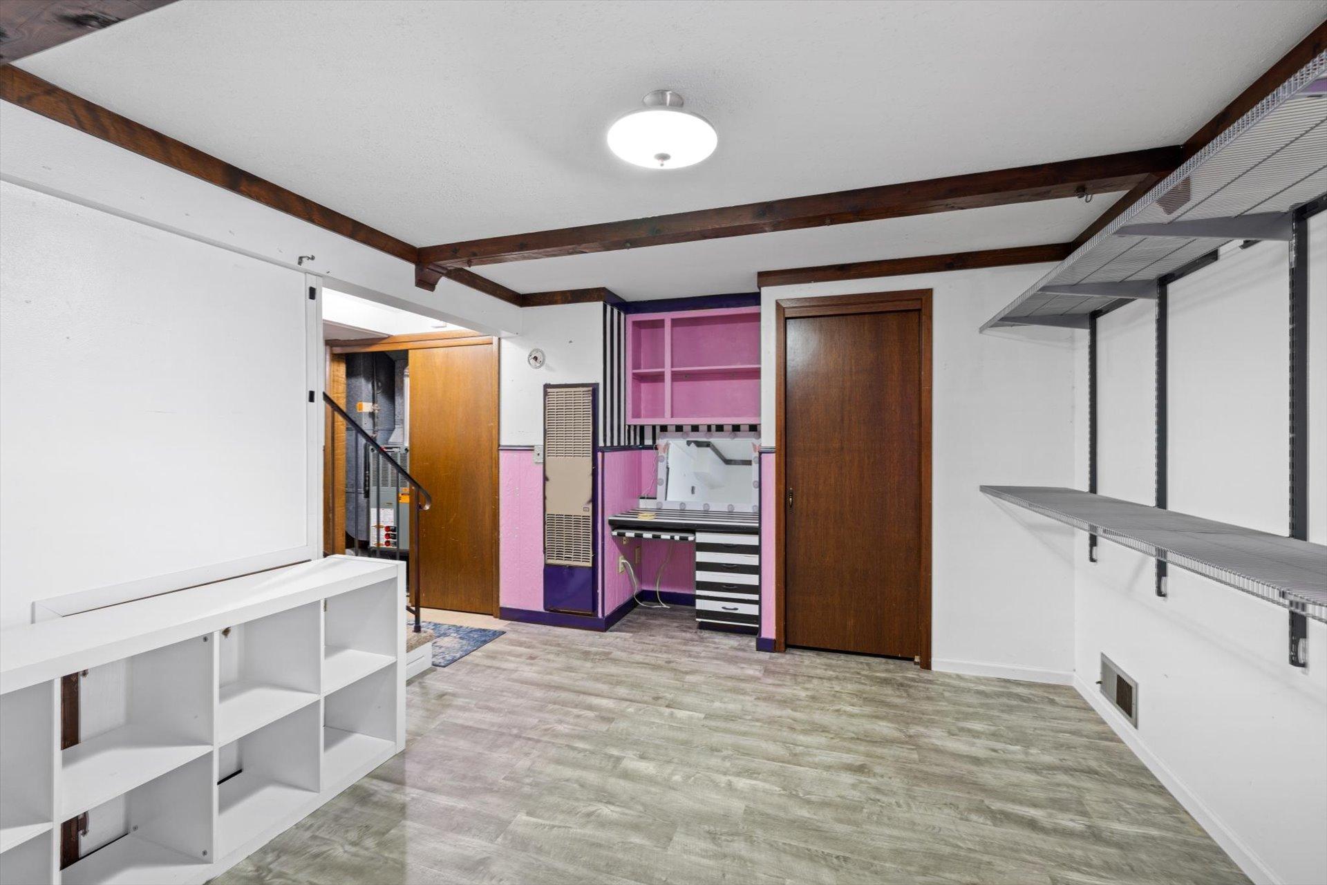 Lower level 17x11 bedroom or living room