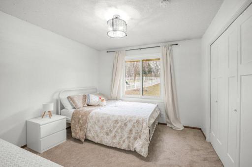 9240 Chesshire Lane N, Maple Grove, MN 55369