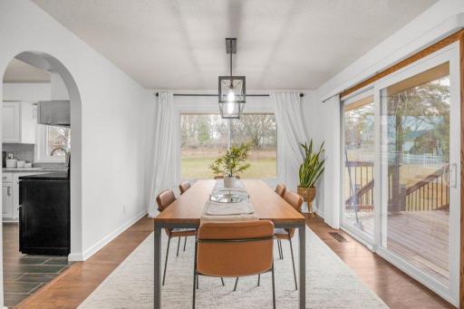 9240 Chesshire Lane N, Maple Grove, MN 55369
