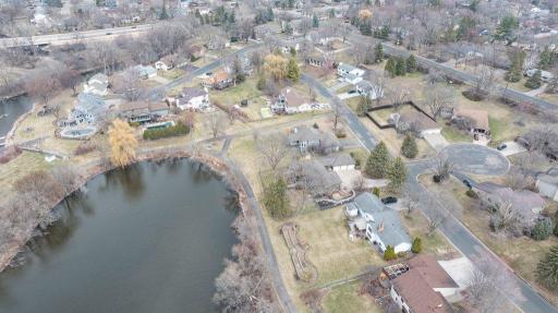 9240 Chesshire Lane N, Maple Grove, MN 55369