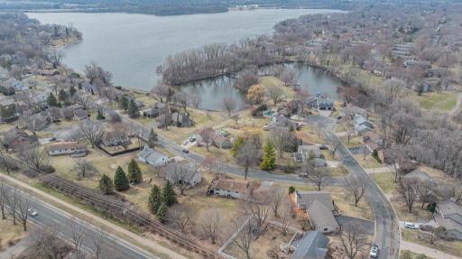 9240 Chesshire Lane N, Maple Grove, MN 55369