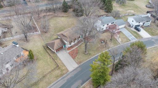 9240 Chesshire Lane N, Maple Grove, MN 55369