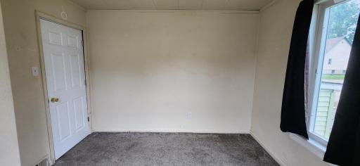 209 4th Street SE, Valley City, ND 58072