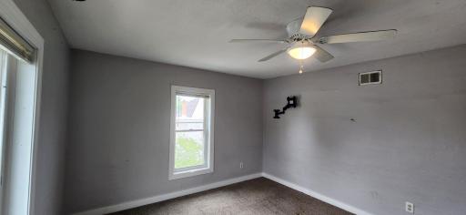 209 4th Street SE, Valley City, ND 58072