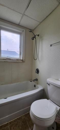 209 4th Street SE, Valley City, ND 58072