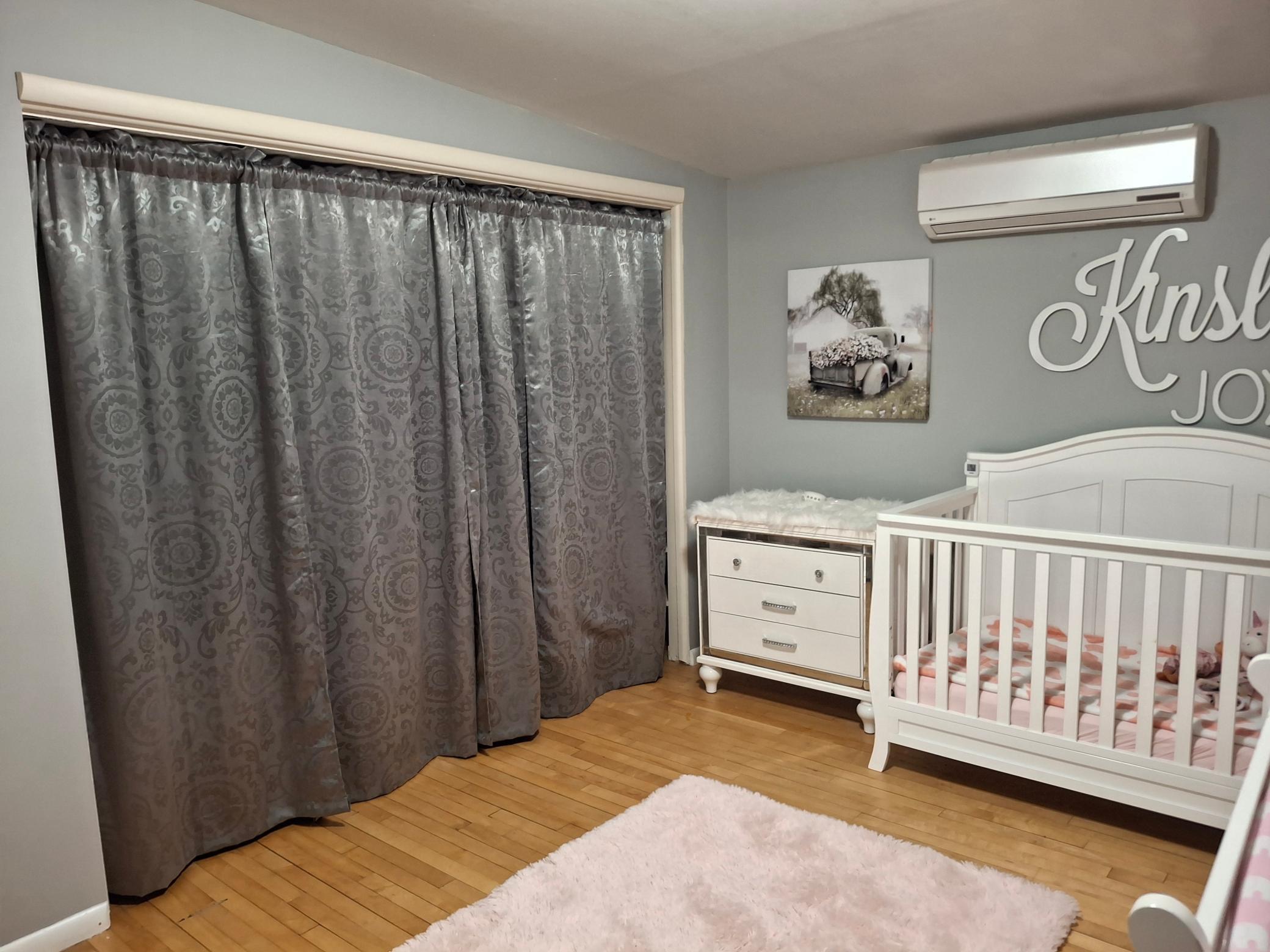 Upper Level 1st Bedroom