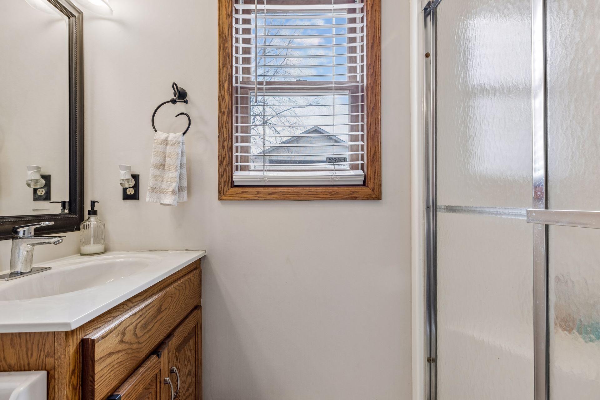 Main Floor 3/4 bathroom