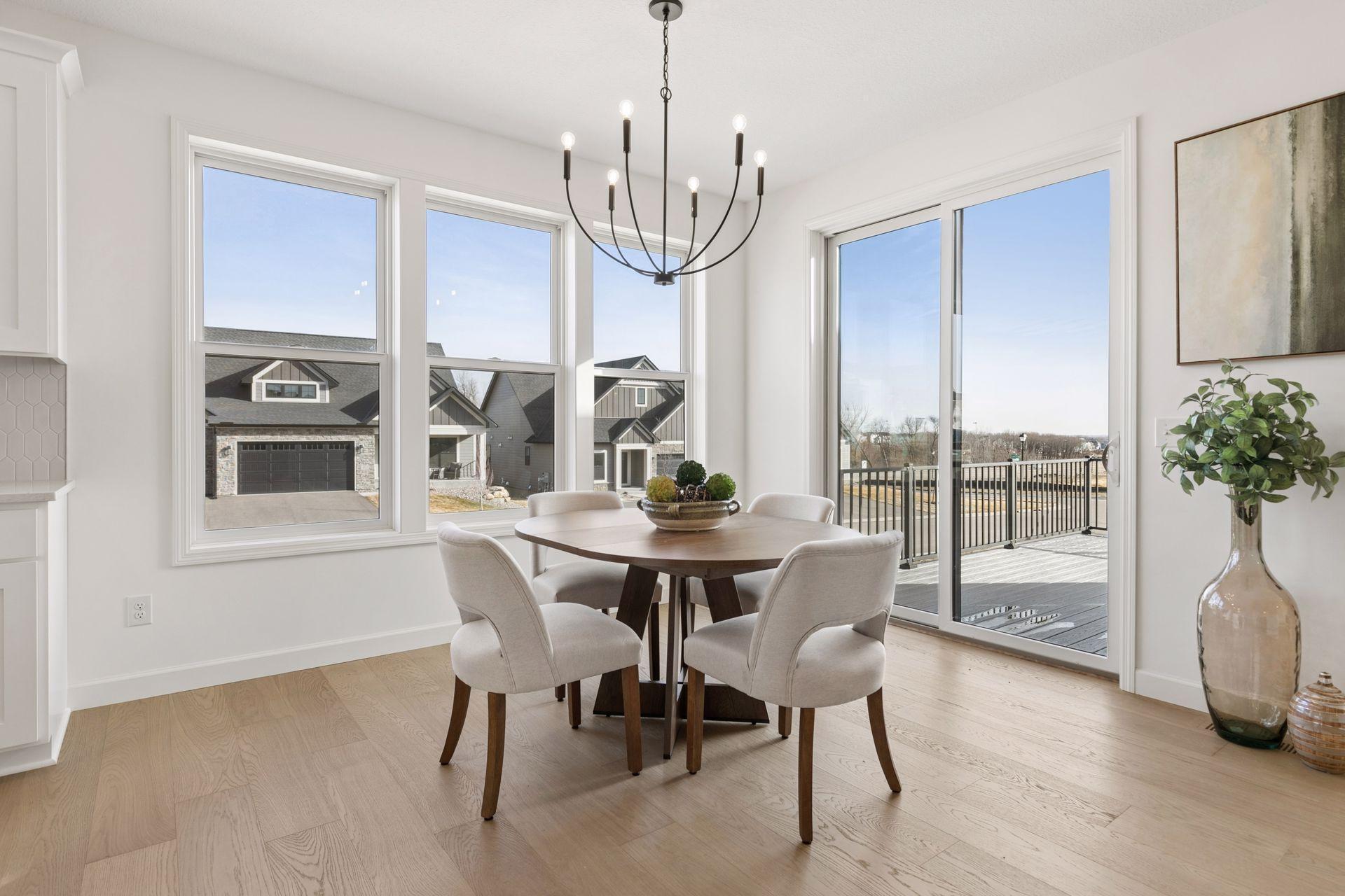 Dining Room All images of a previous Model