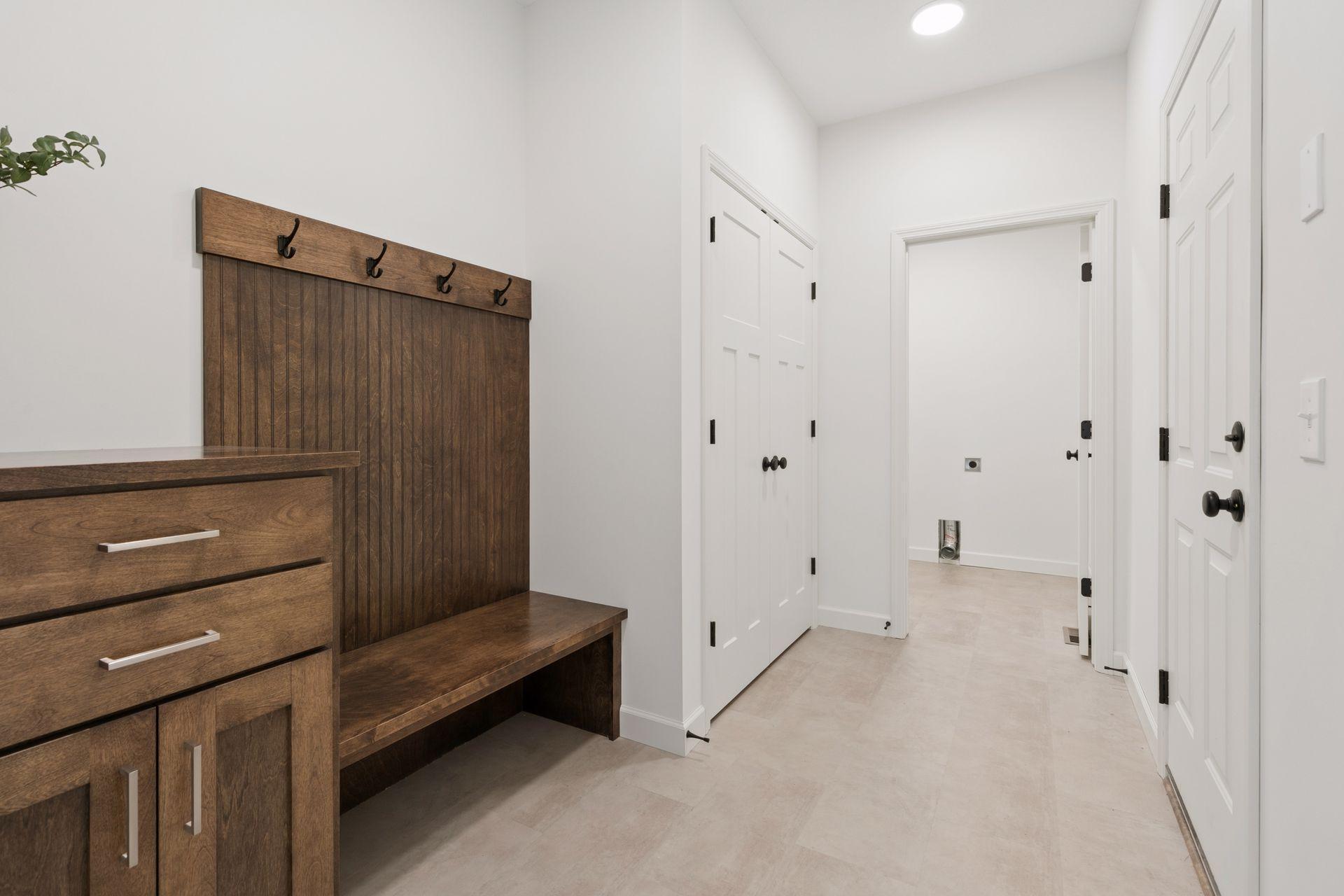 Mudroom All images of a previous Model