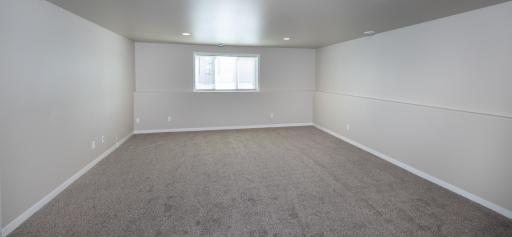 2711 Westwood Street W, West Fargo, ND 58078