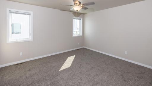 2711 Westwood Street W, West Fargo, ND 58078