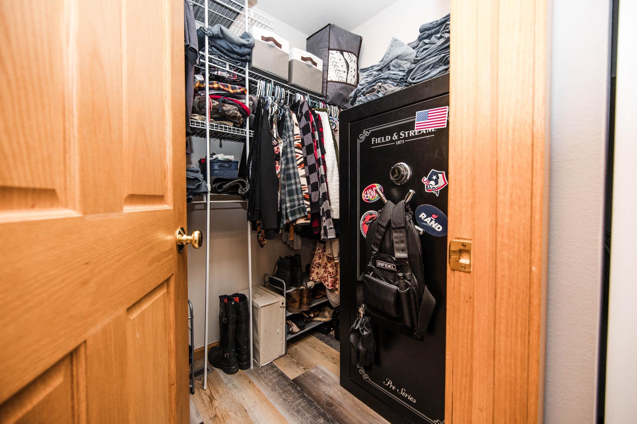 Primary Bedroom Closet