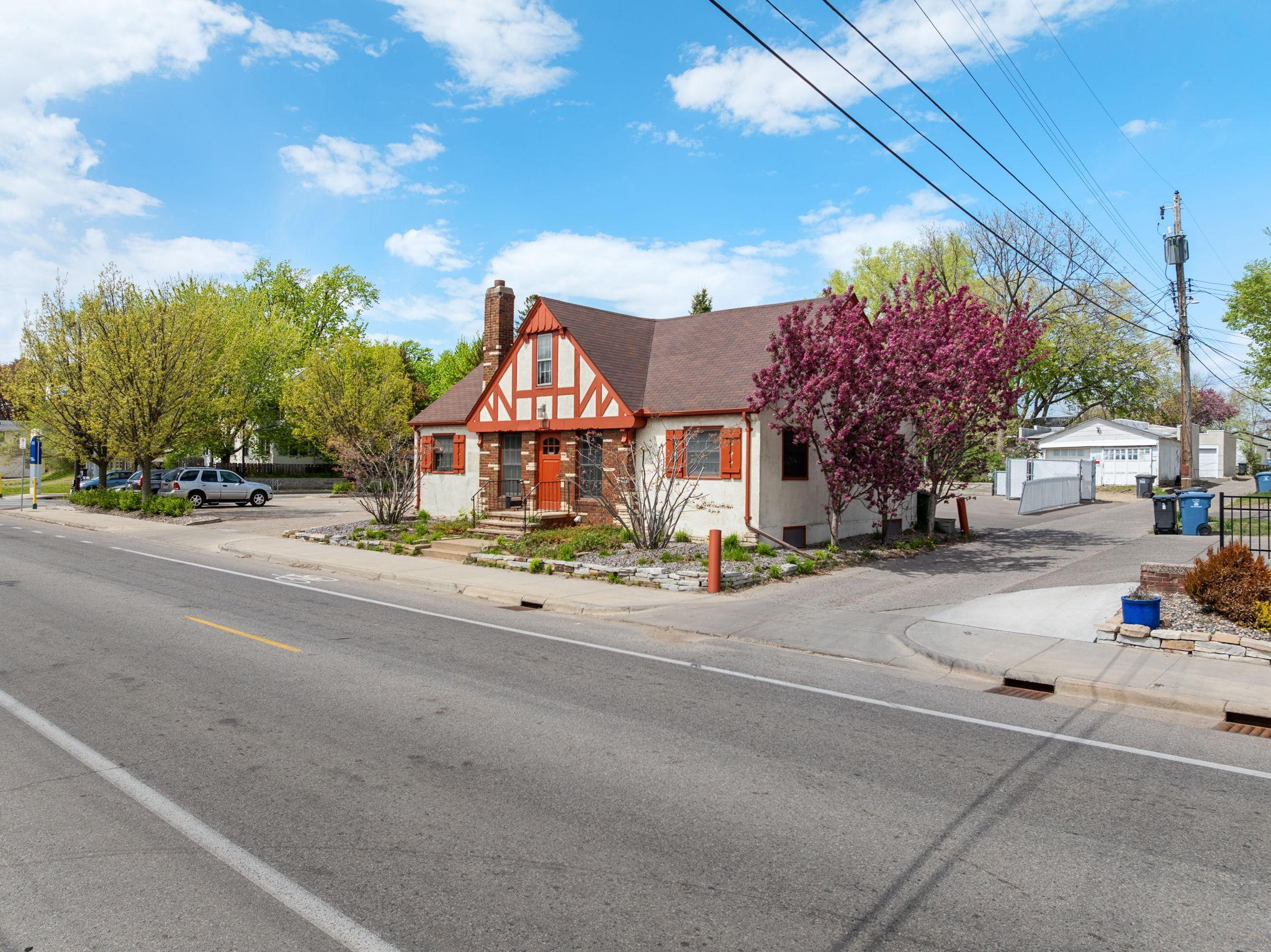 Whitney-Delmonico-1214-42nd-Ave-N-Minneapolis-Commercial-2.jpg