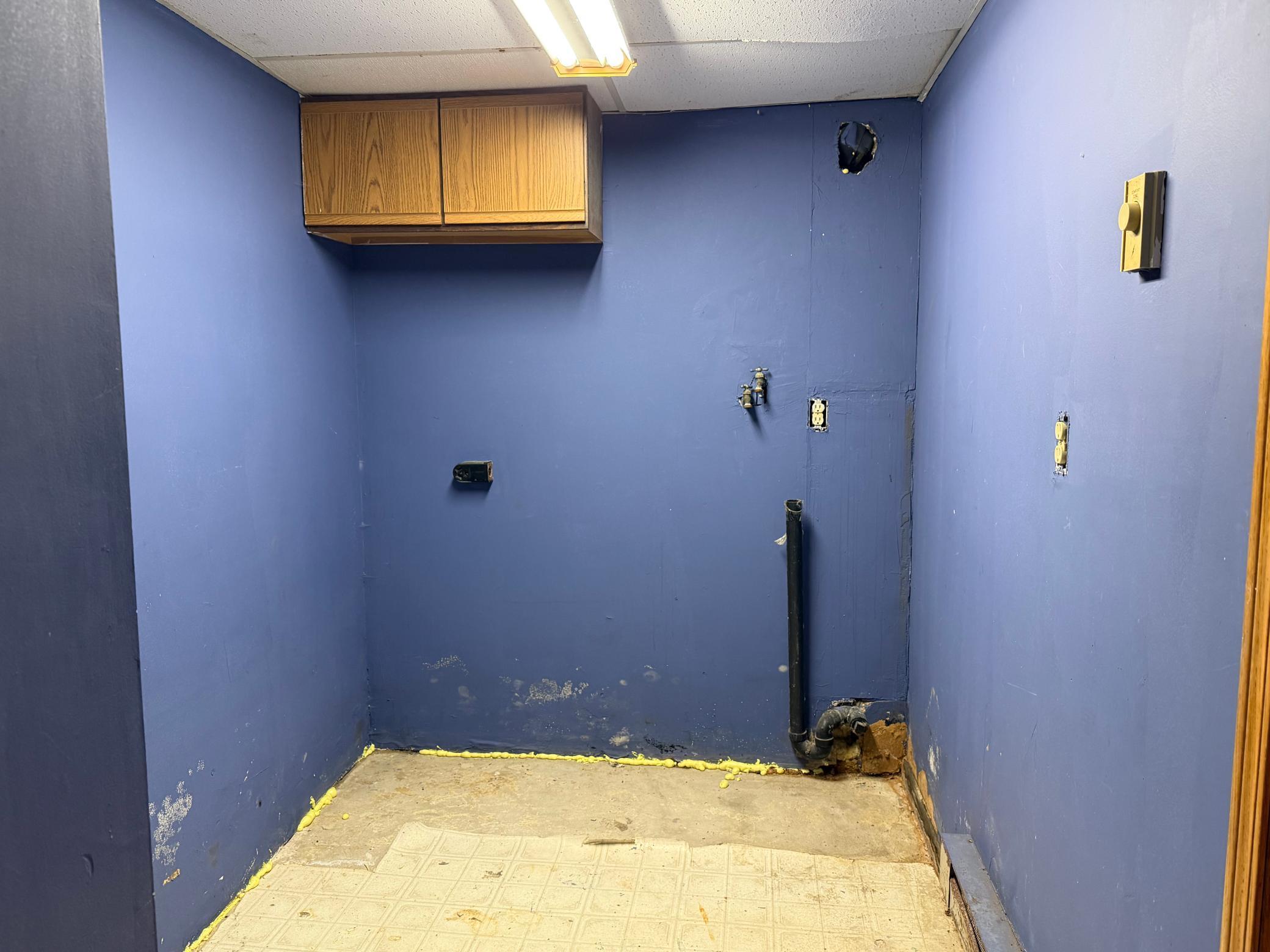 Laundry room lower level