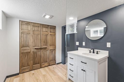 3911 Upton Avenue N, Minneapolis, MN 55412