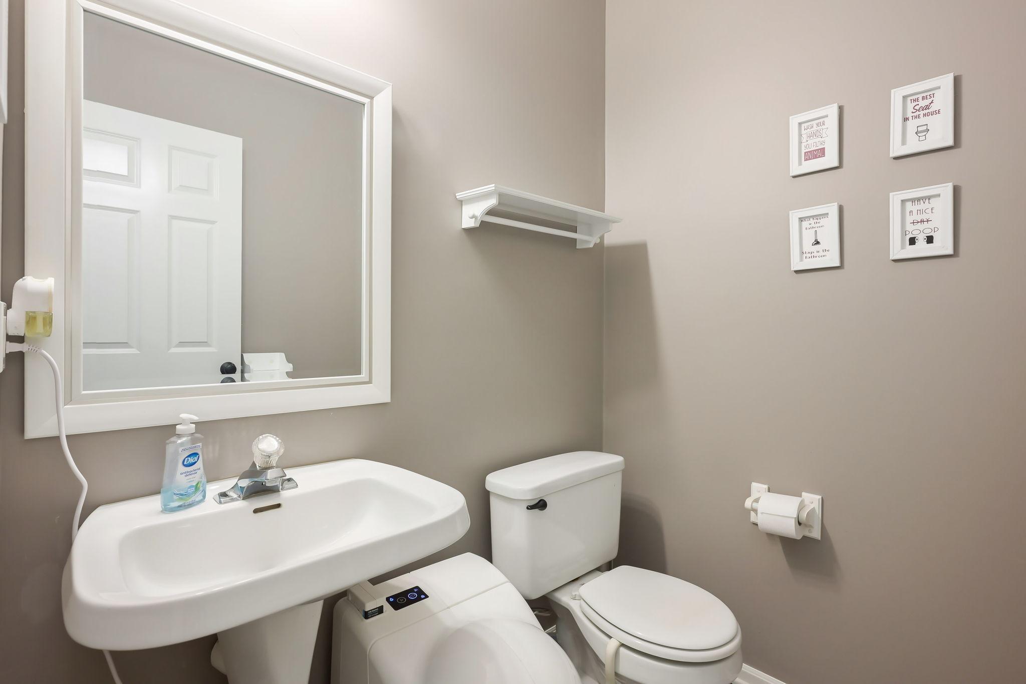 28-web-or-mls-8960 Comstock Ln N26.jpeg