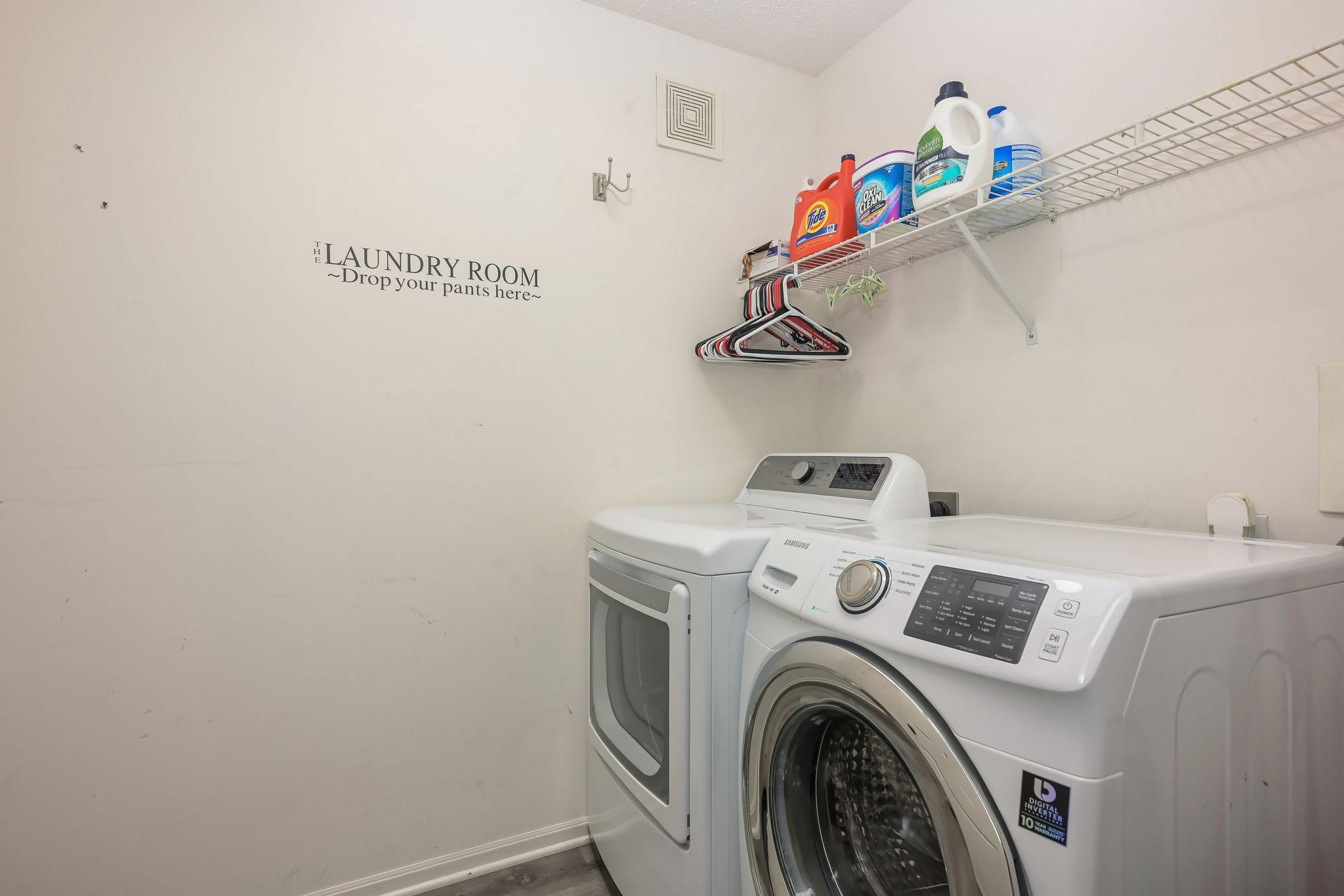 43-web-or-mls-8960 Comstock Ln N41.jpeg