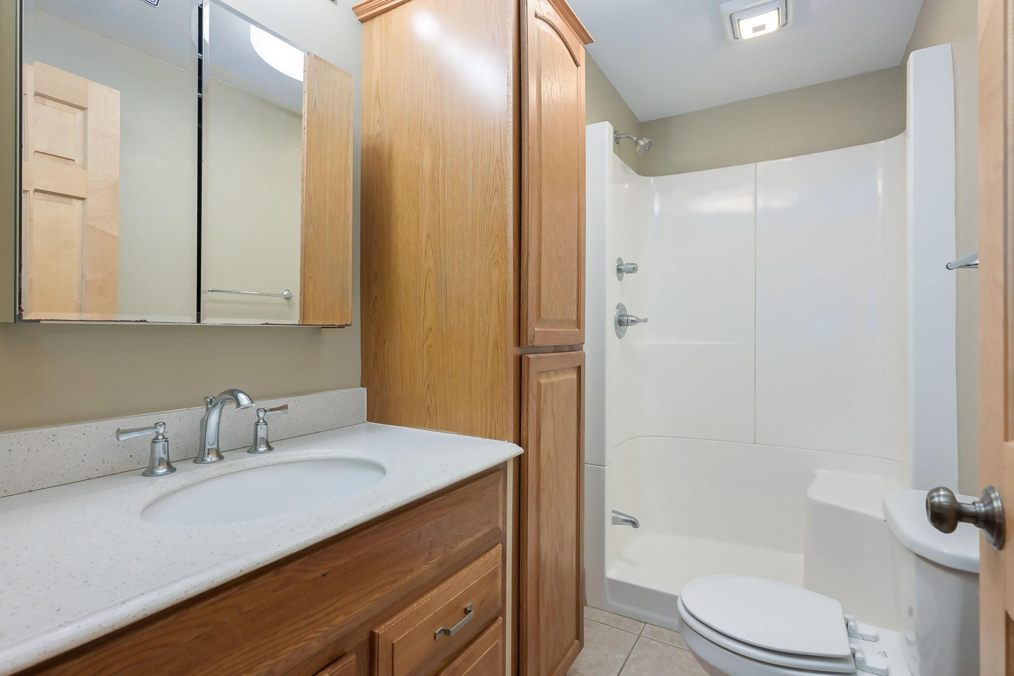 30-web-or-mls-8960 Comstock Ln N28.jpeg