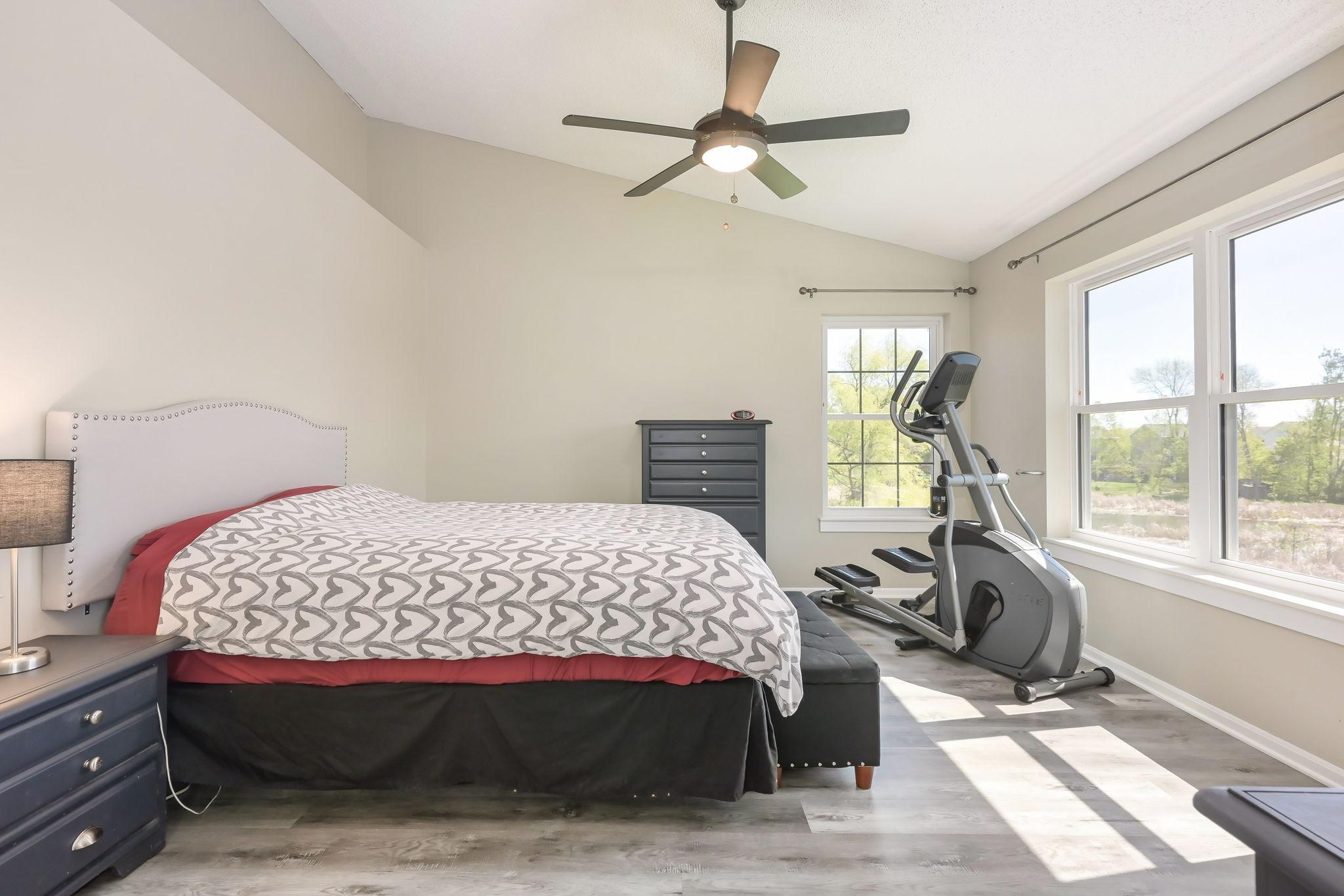 45-web-or-mls-8960 Comstock Ln N43.jpeg