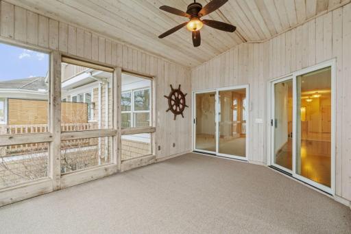 724 Widsten Circle, Wayzata, MN 55391