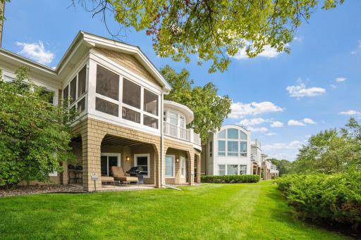 724 Widsten Circle, Wayzata, MN 55391