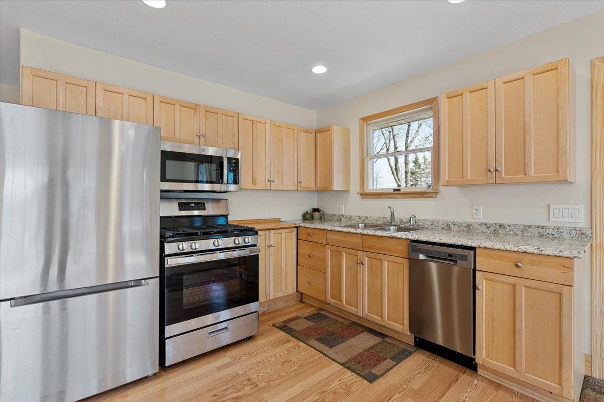 Light and Bright New Kitchen