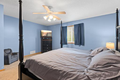 10308 S Oaks Road, Brainerd, MN 56401