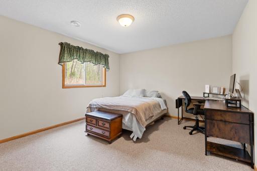 10308 S Oaks Road, Brainerd, MN 56401