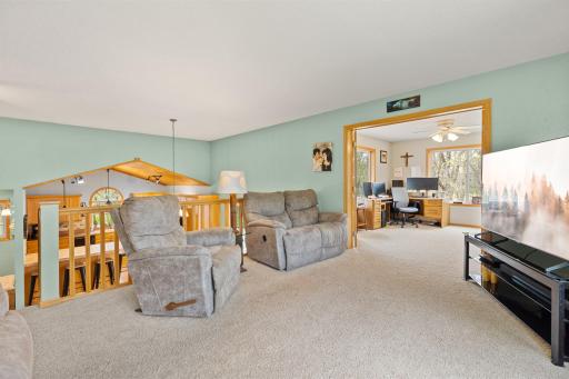 10308 S Oaks Road, Brainerd, MN 56401