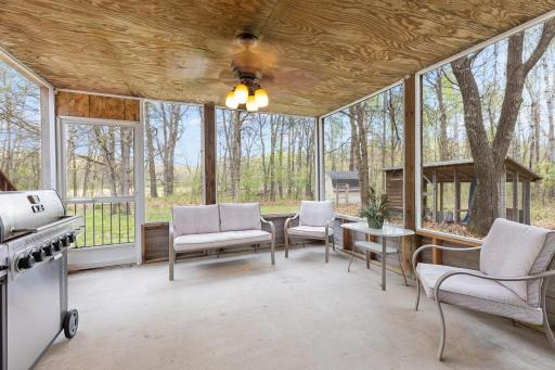 10308 S Oaks Road, Brainerd, MN 56401