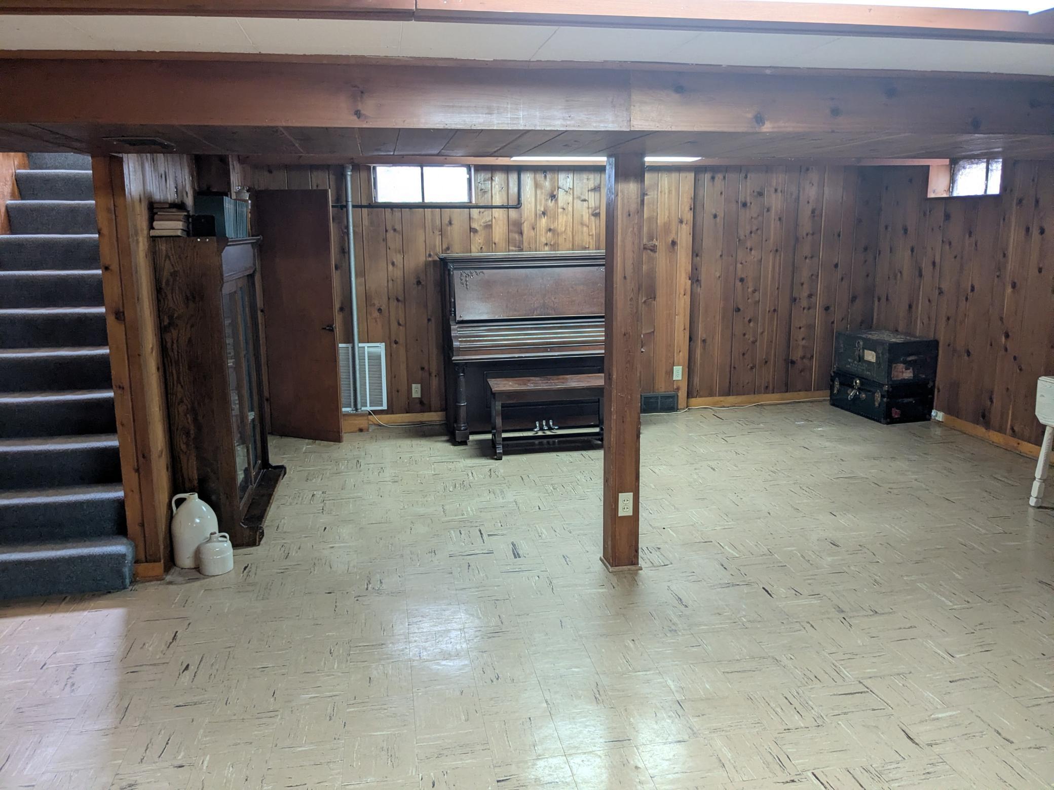 Basement Entertaining III.jpg