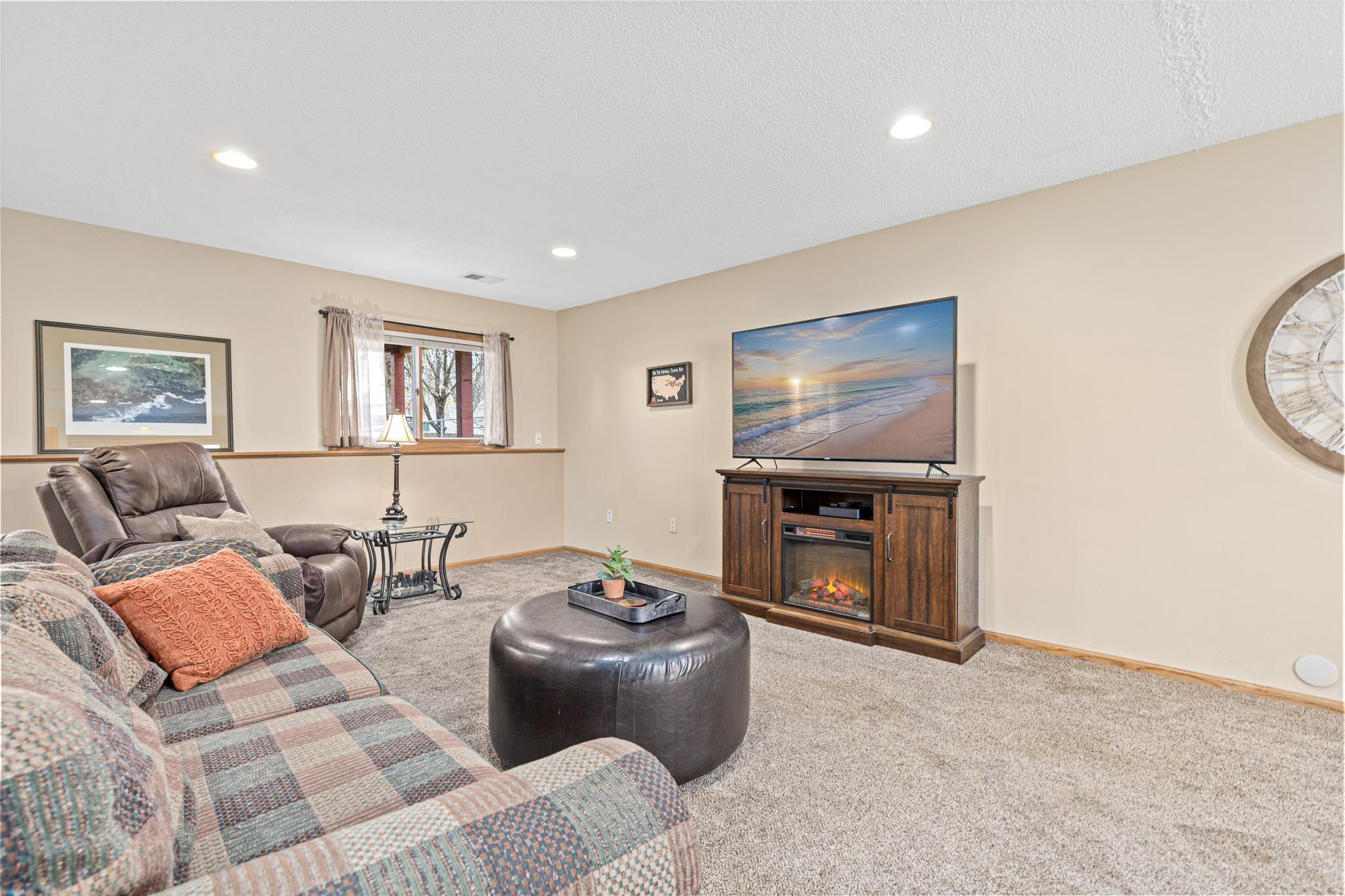 2180 135th Lane NW-21.jpg