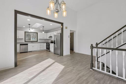 15125 Southwind Drive, Burnsville, MN 55306