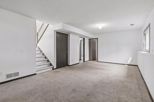 15125 Southwind Drive, Burnsville, MN 55306
