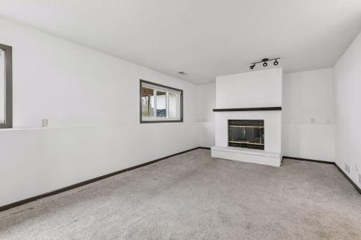 15125 Southwind Drive, Burnsville, MN 55306