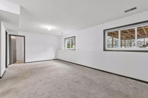 15125 Southwind Drive, Burnsville, MN 55306
