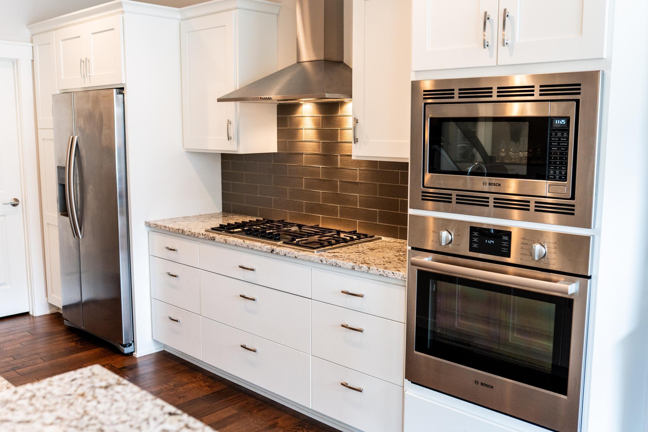 Cooktop with Vent Hood