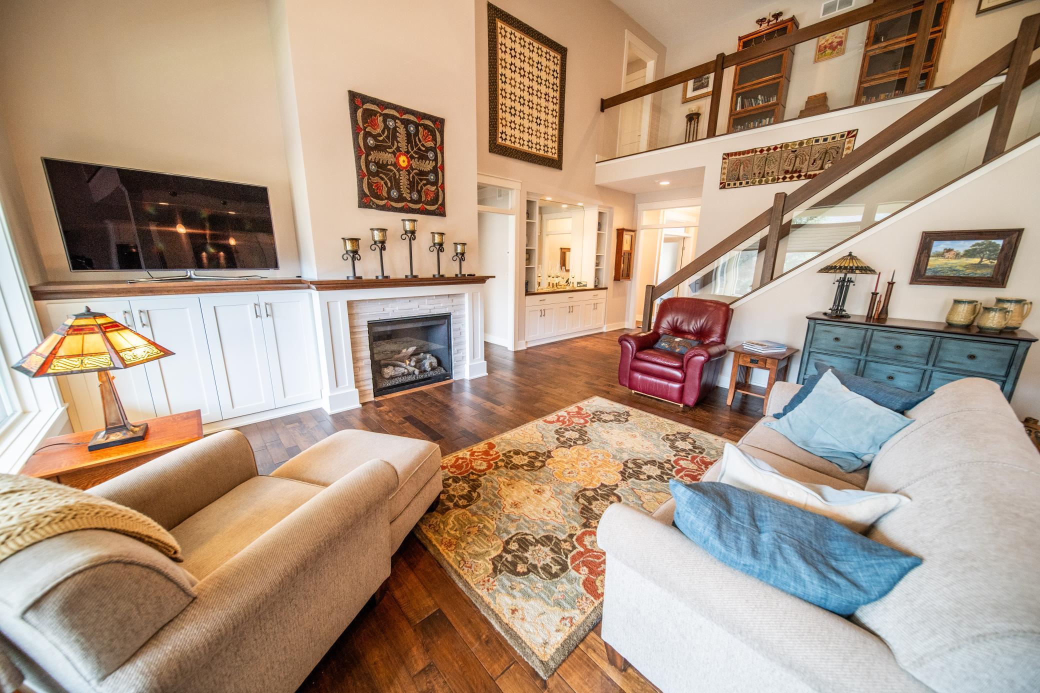 Vaulted Ceilings in Living Room