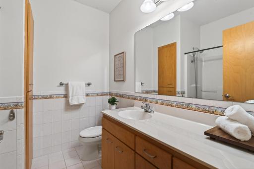 1 Windy Hill Court, Inver Grove Heights, MN 55077