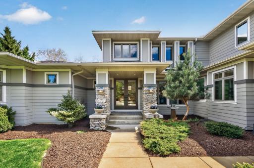 1 Windy Hill Court, Inver Grove Heights, MN 55077