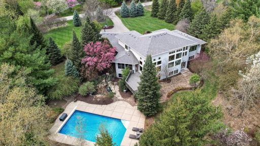 1 Windy Hill Court, Inver Grove Heights, MN 55077