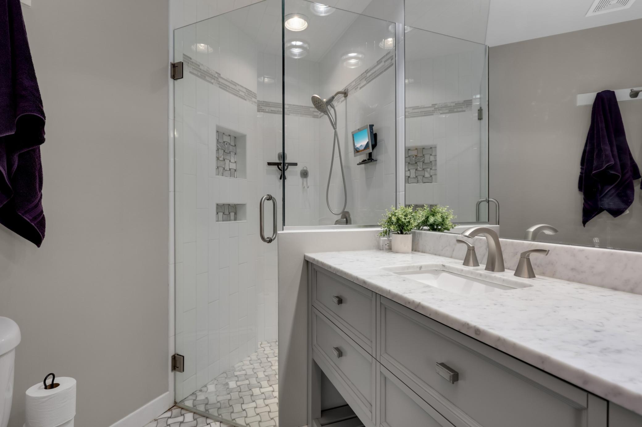 Primary Bath 3/4
