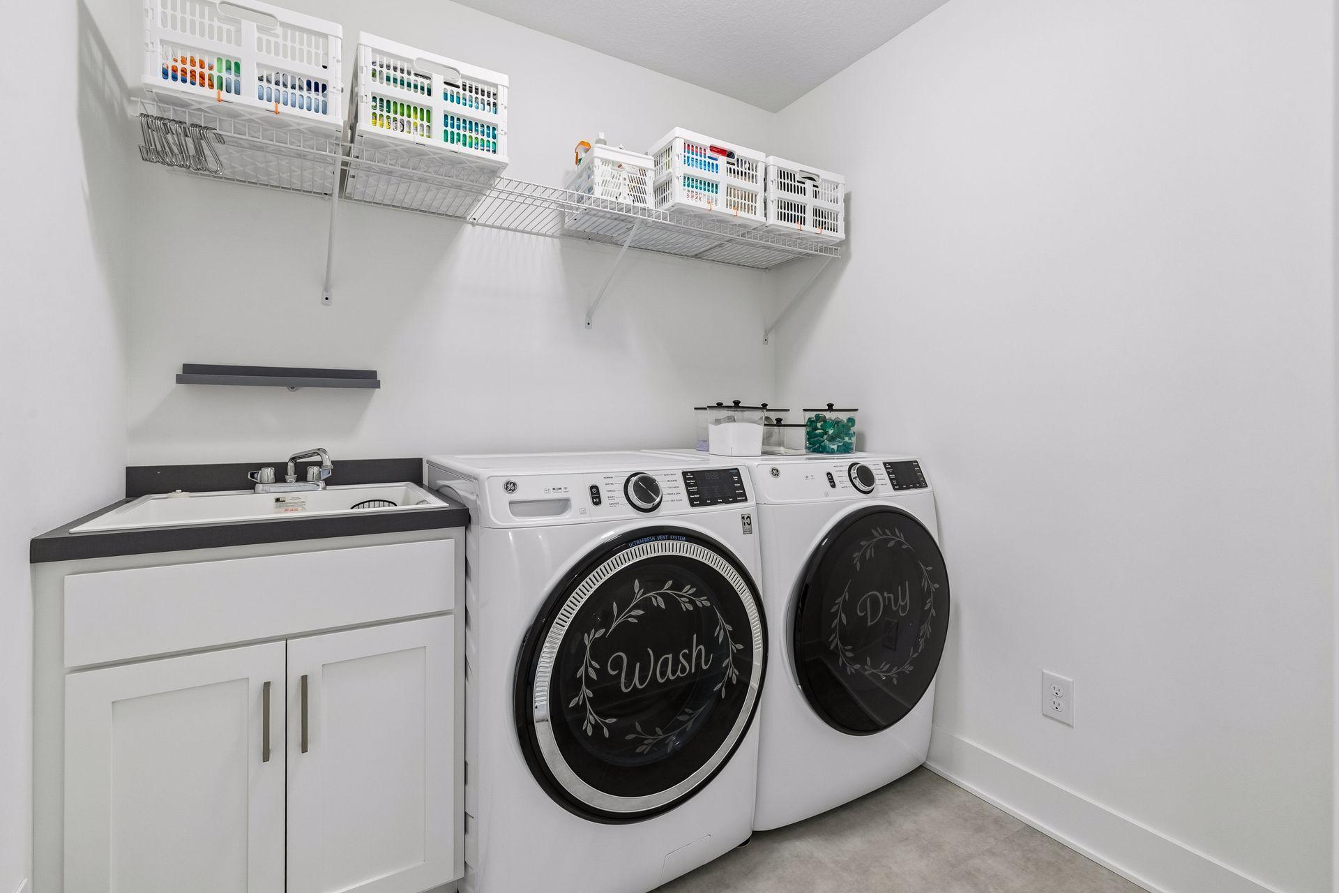 Upstairs-Laundry-with-Sink.jpg