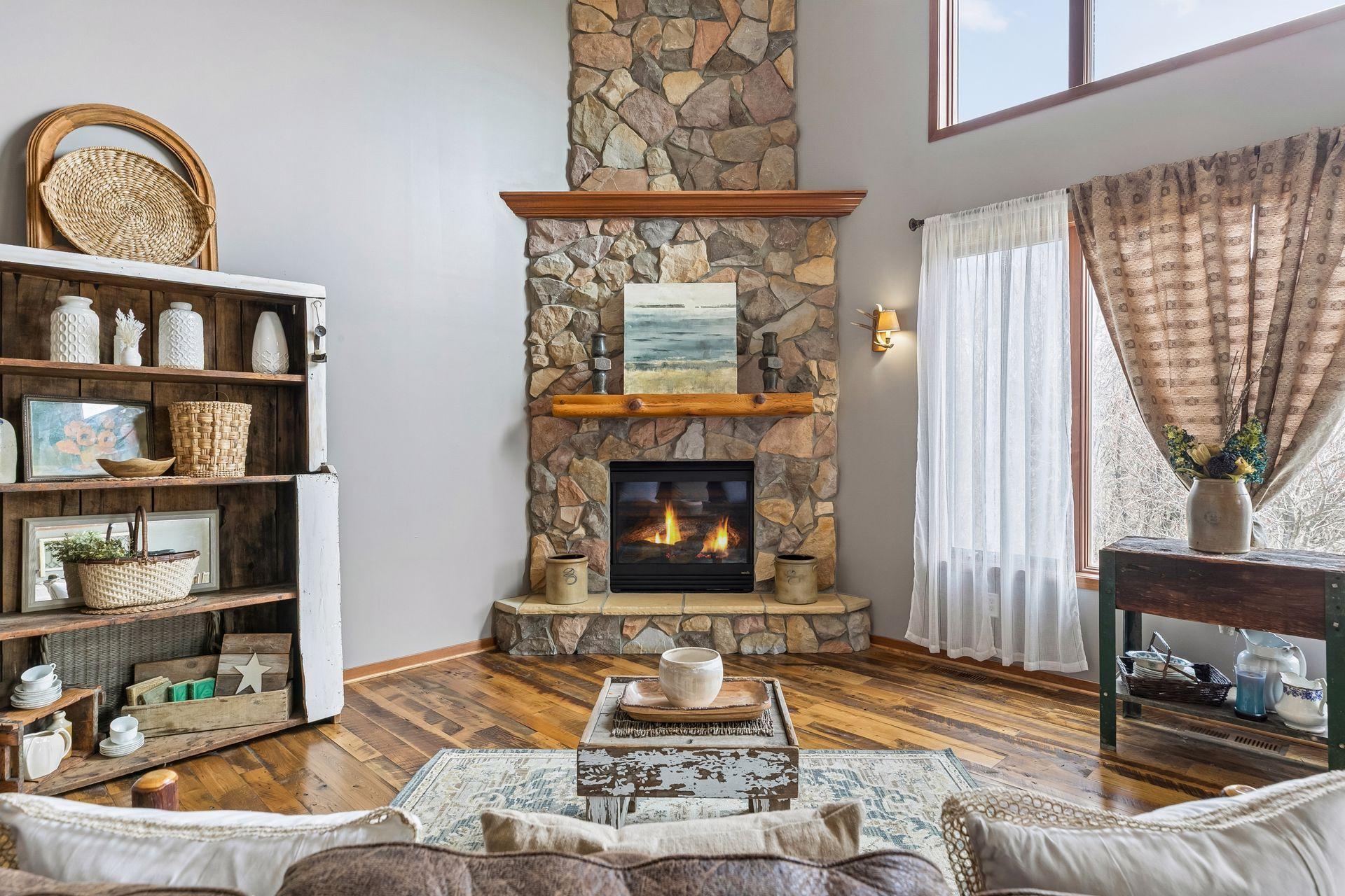 Enjoy the Cozy Great room!