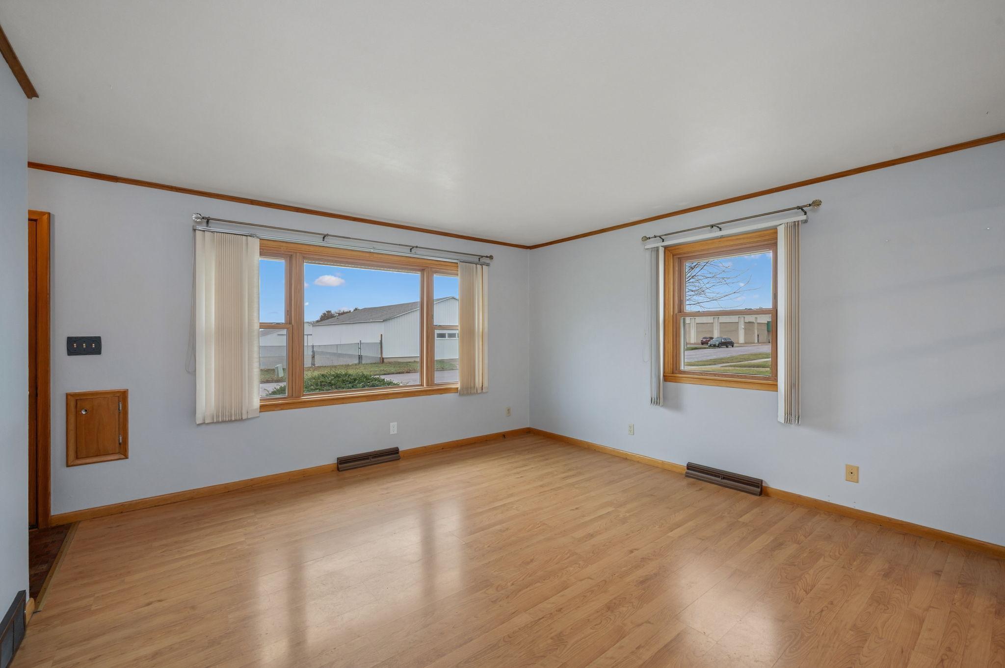 808 Webster St Fairmont MN-13.jpg